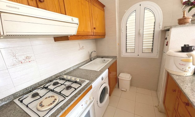 Sale - Apartment / flat -
Torrevieja - La Mata