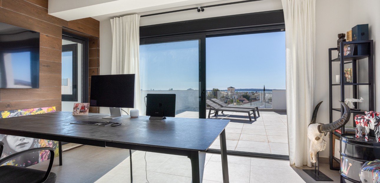 Sale - Detached Villa -
Ciudad Quesada - Town Center