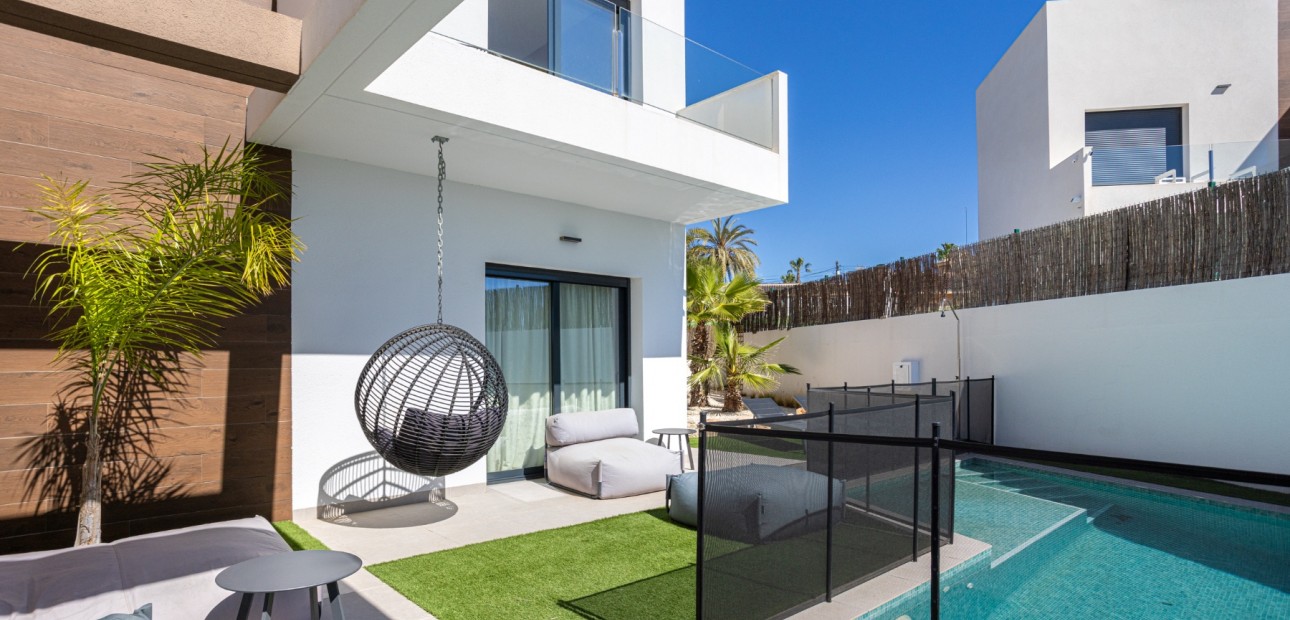 Sale - Detached Villa -
Ciudad Quesada - Town Center