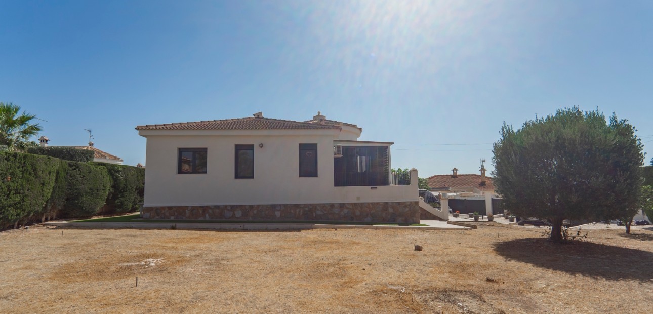 Sale - Detached Villa -
Ciudad Quesada - Town Center