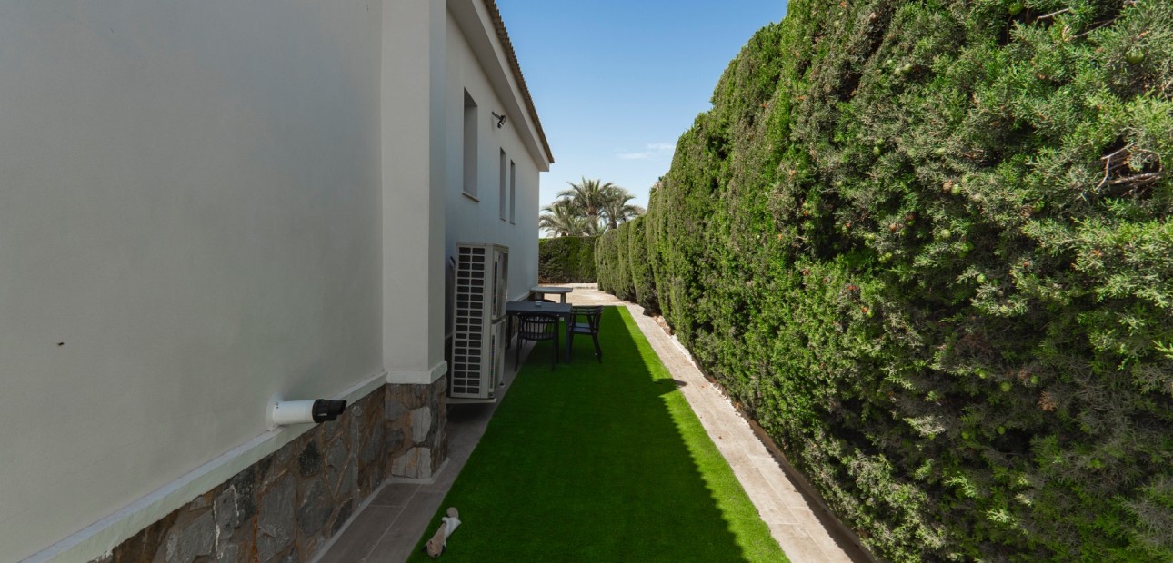 Sale - Detached Villa -
Ciudad Quesada - Town Center