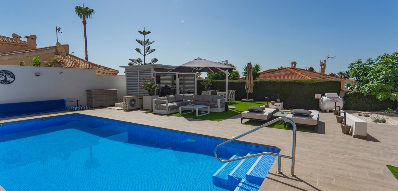 Sale - Detached Villa -
Ciudad Quesada - Town Center