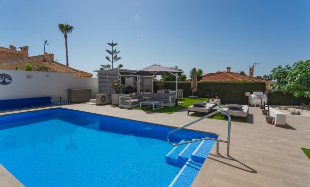 Sale - Detached Villa -
Ciudad Quesada - Town Center