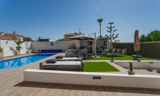 Sale - Detached Villa -
Ciudad Quesada - Town Center