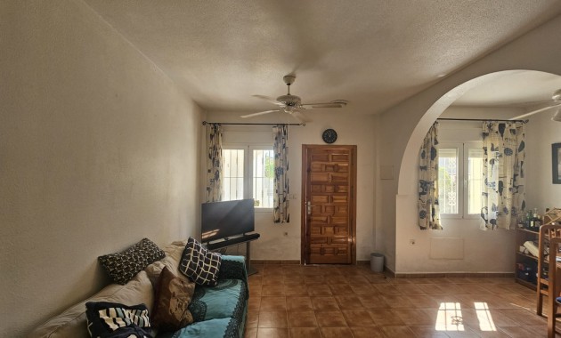 Sale - Apartment / flat -
Villamartín - Panorama