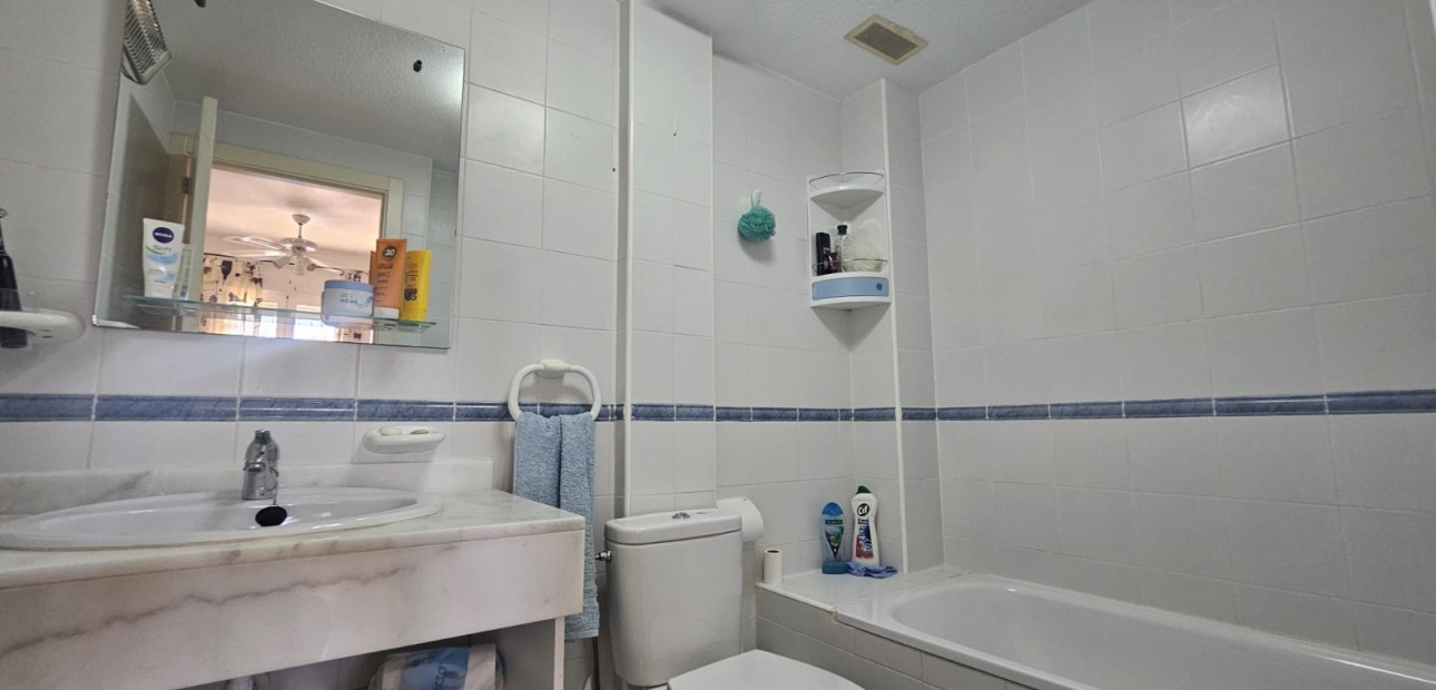 Sale - Apartment / flat -
Villamartín - Panorama