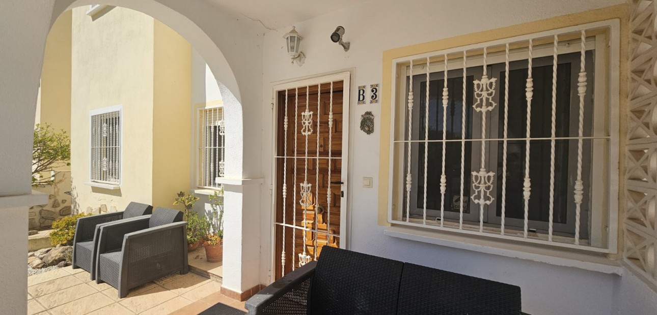 Sale - Apartment / flat -
Villamartín - Panorama