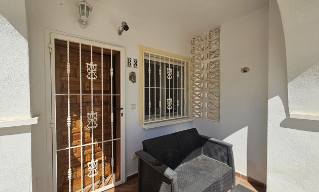 Sale - Apartment / flat -
Villamartín - Panorama