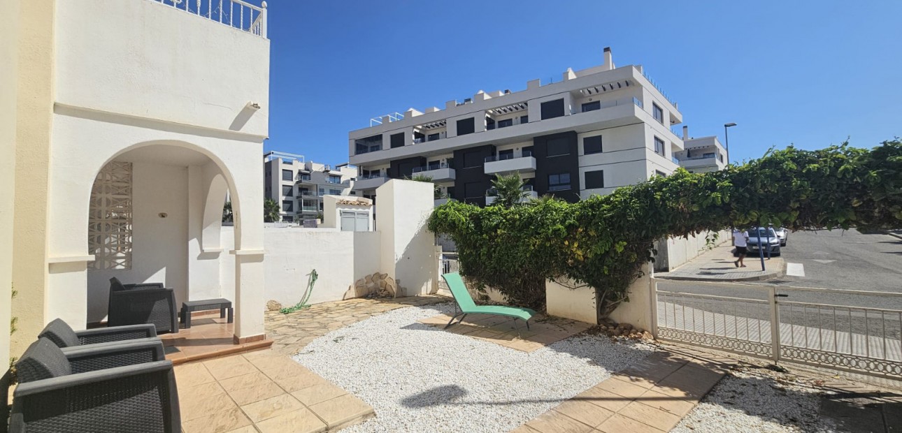 Sale - Apartment / flat -
Villamartín - Panorama