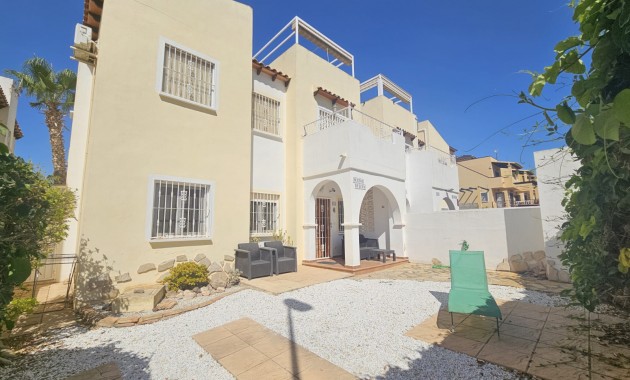 Sale - Apartment / flat -
Villamartín - Panorama