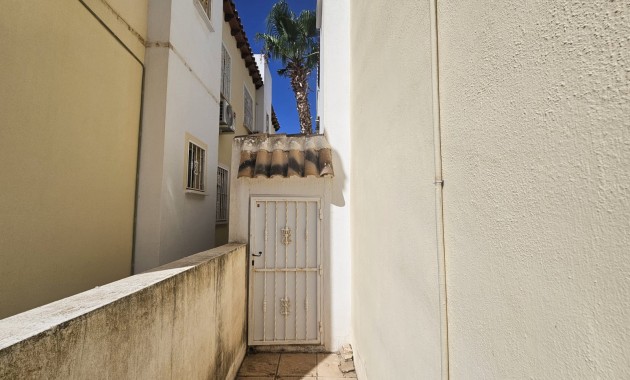 Sale - Apartment / flat -
Villamartín - Panorama