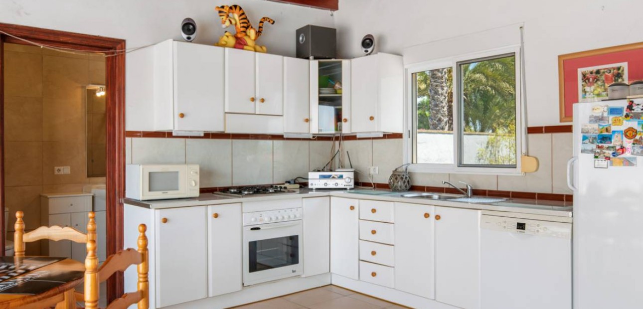 Venta - Finca / Country Property -
Catral