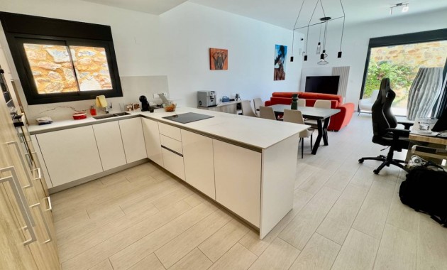 Sale - Villa -
Algorfa - La Finca Golf Resort