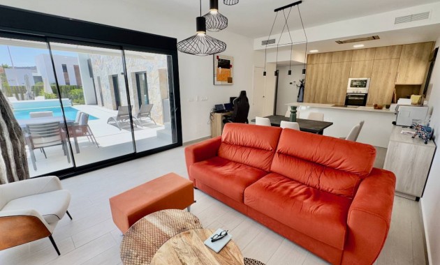 Sale - Villa -
Algorfa - La Finca Golf Resort