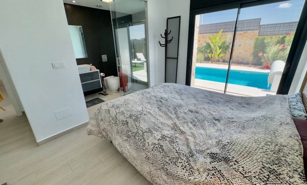 Sale - Villa -
Algorfa - La Finca Golf Resort