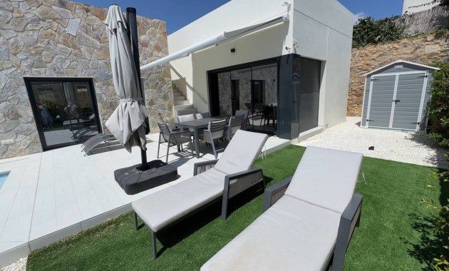 Sale - Villa -
Algorfa - La Finca Golf Resort