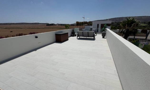 Sale - Villa -
Algorfa - La Finca Golf Resort