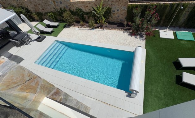 Sale - Villa -
Algorfa - La Finca Golf Resort