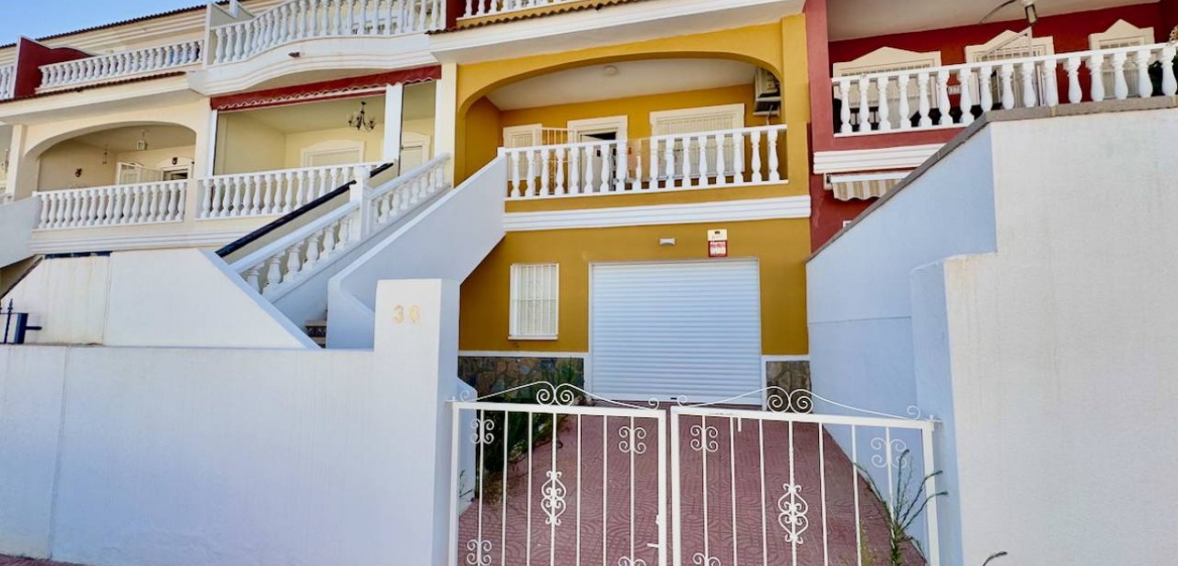 Herverkoop - Villa -
Ciudad Quesada