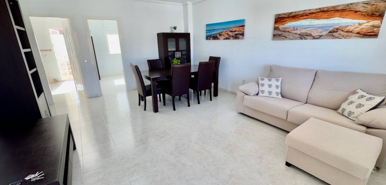 Herverkoop - Villa -
Ciudad Quesada