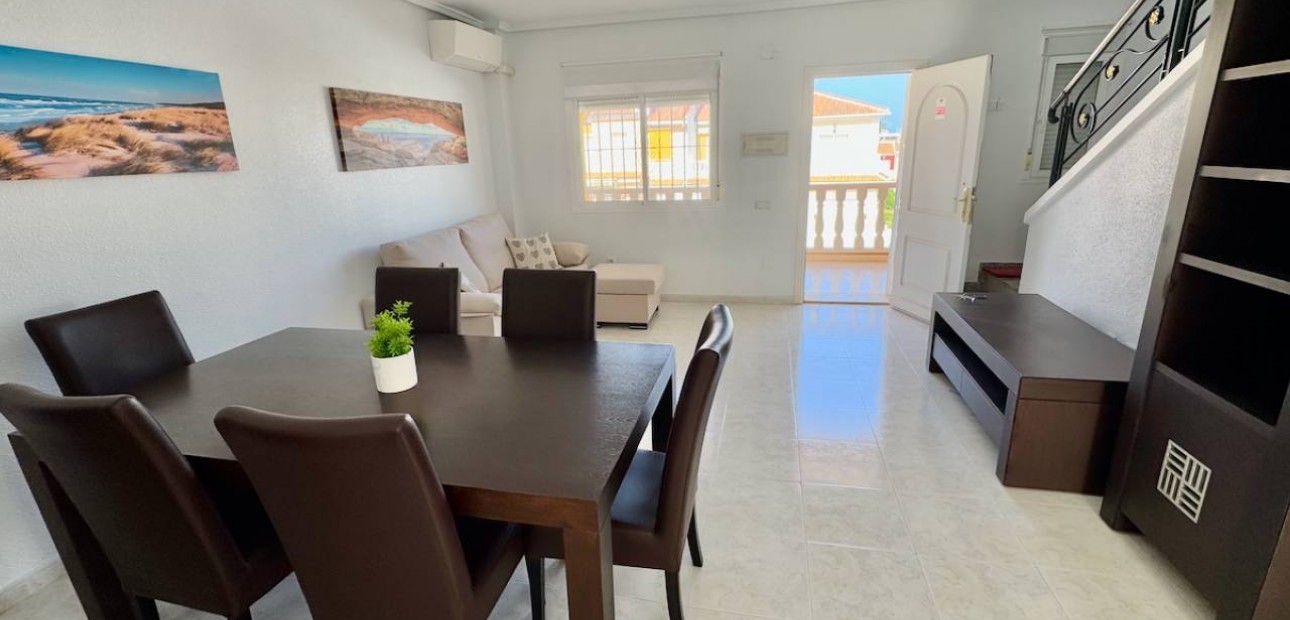 Herverkoop - Villa -
Ciudad Quesada