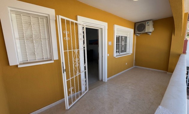 Herverkoop - Villa -
Ciudad Quesada