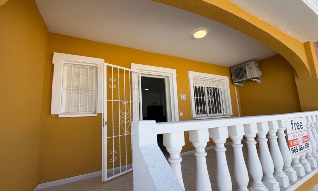 Herverkoop - Villa -
Ciudad Quesada