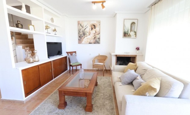 Sale - Terraced house -
Orihuela Costa - Agua Marina
