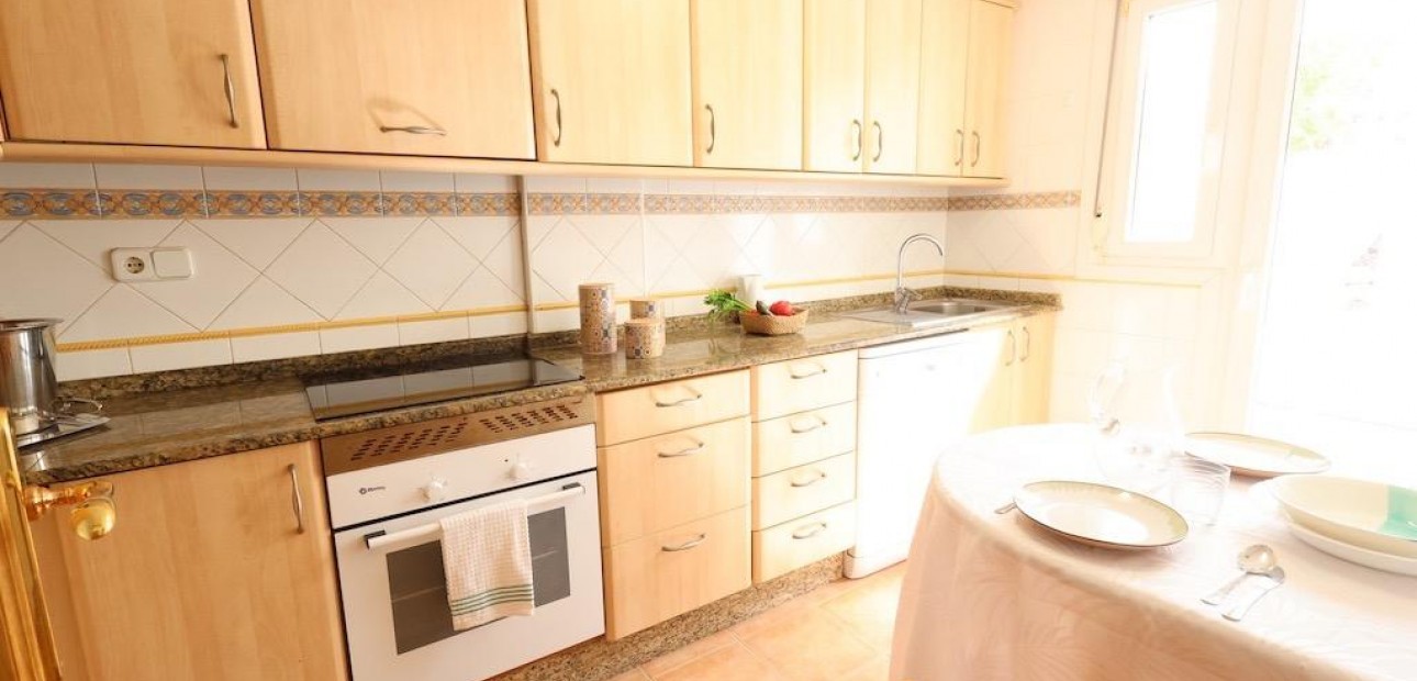 Sale - Terraced house -
Orihuela Costa - Agua Marina