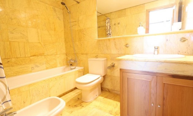 Sale - Terraced house -
Orihuela Costa - Agua Marina