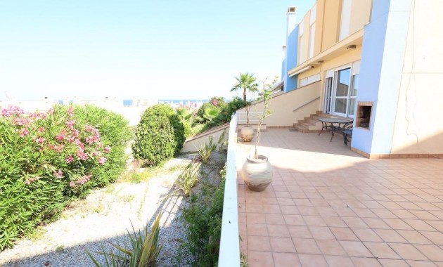 Sale - Terraced house -
Orihuela Costa - Agua Marina