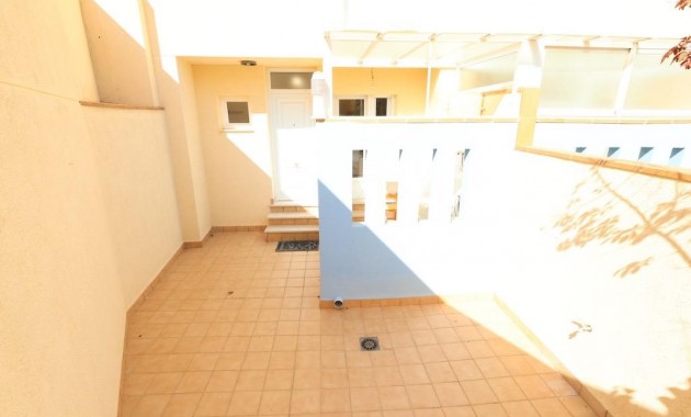 Sale - Terraced house -
Orihuela Costa - Agua Marina