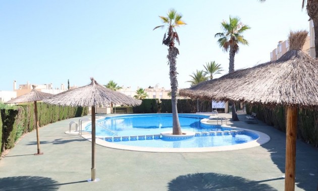 Sale - Terraced house -
Orihuela Costa - Agua Marina