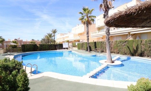 Sale - Terraced house -
Orihuela Costa - Agua Marina