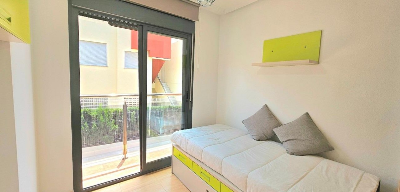 Herverkoop - Villa -
Torrevieja - torrevieja