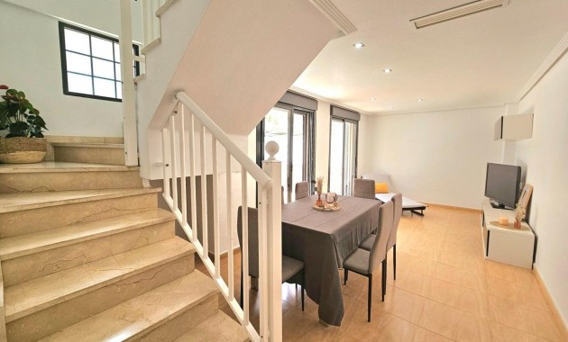 Herverkoop - Villa -
Torrevieja - torrevieja