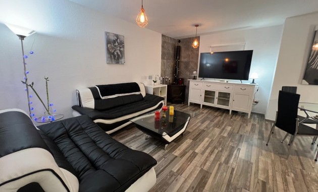 Sale - Villa -
Torrevieja - Playa del cura