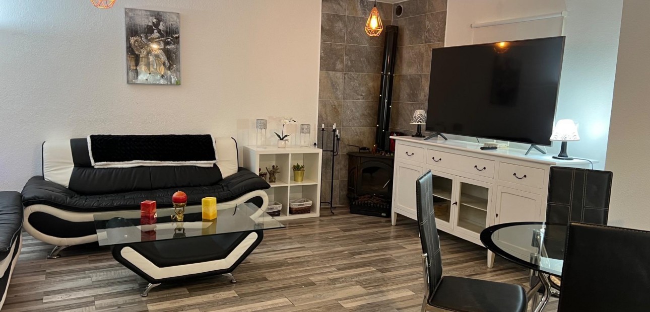 Sale - Villa -
Torrevieja - Playa del cura