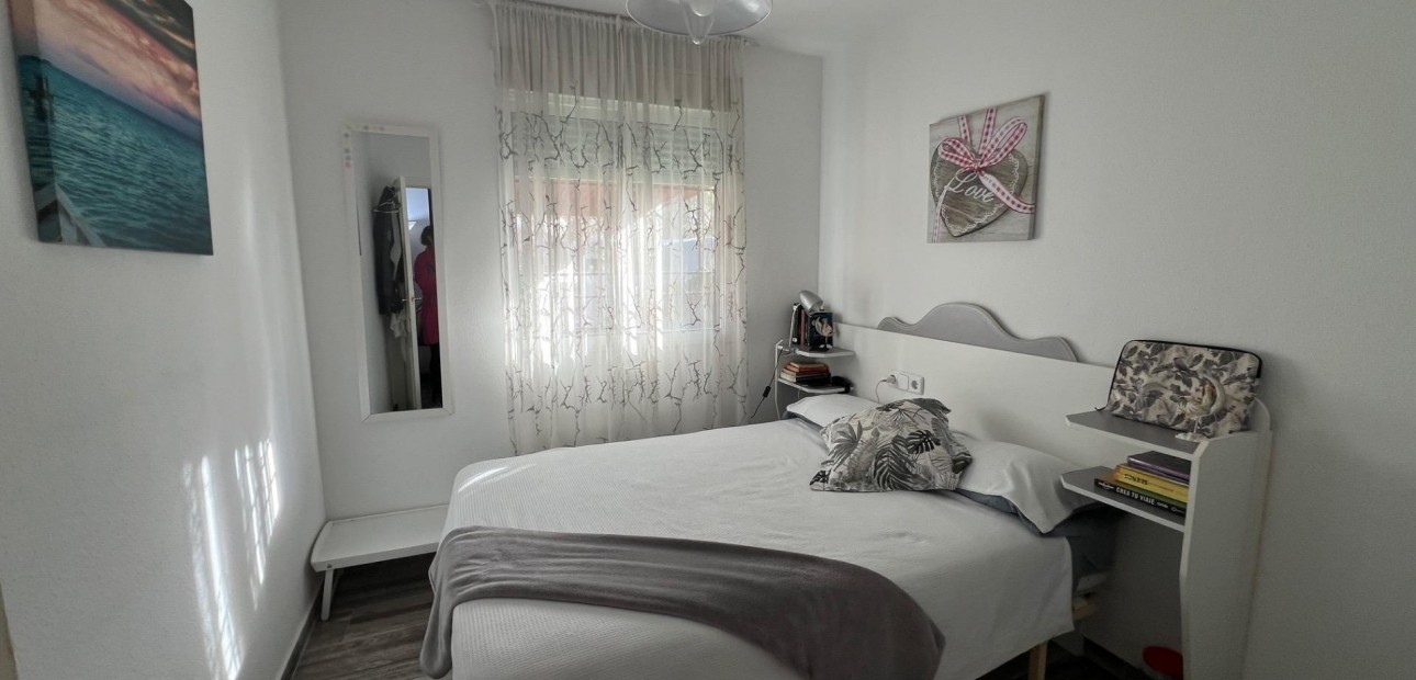 Sale - Villa -
Torrevieja - Playa del cura