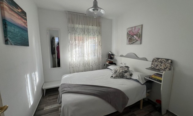 Sale - Villa -
Torrevieja - Playa del cura