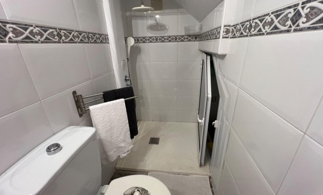 Sale - Villa -
Torrevieja - Playa del cura