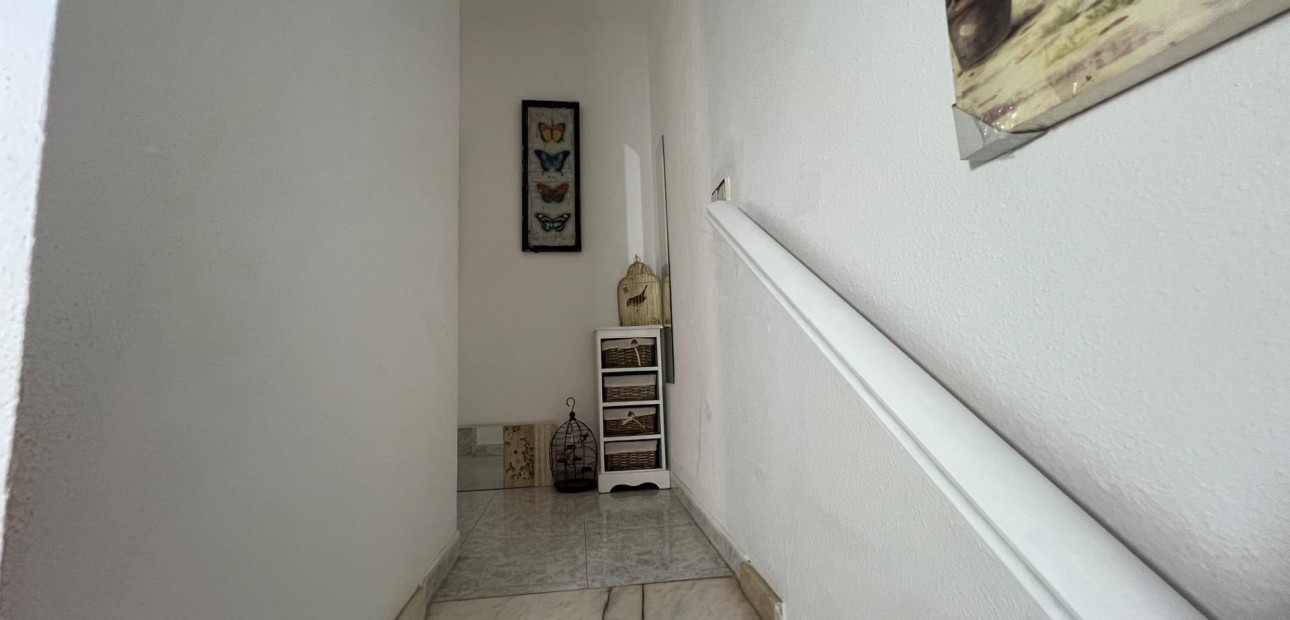 Sale - Villa -
Torrevieja - Playa del cura