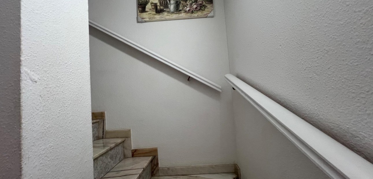 Sale - Villa -
Torrevieja - Playa del cura