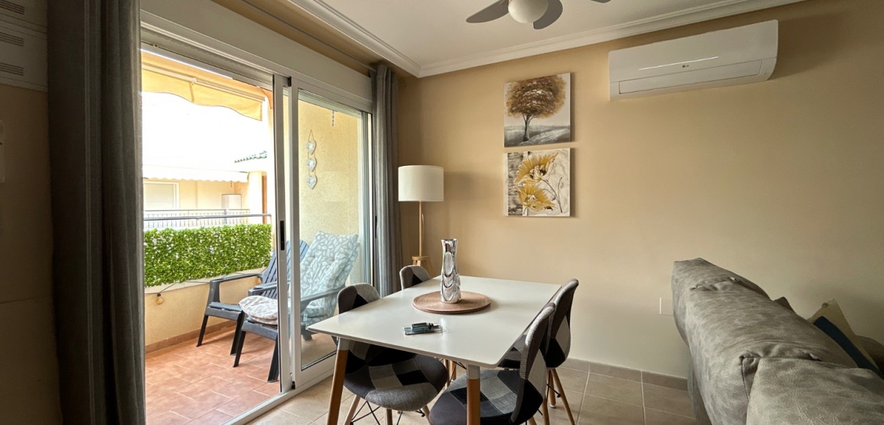Sale - Apartment / flat -
Jacarilla