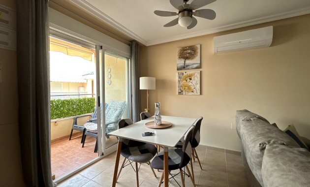 Sale - Apartment / flat -
Jacarilla