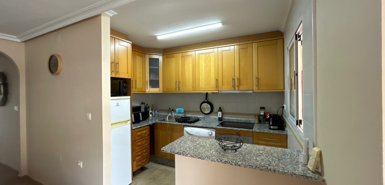 Sale - Apartment / flat -
Jacarilla
