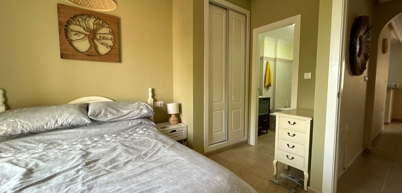 Sale - Apartment / flat -
Jacarilla