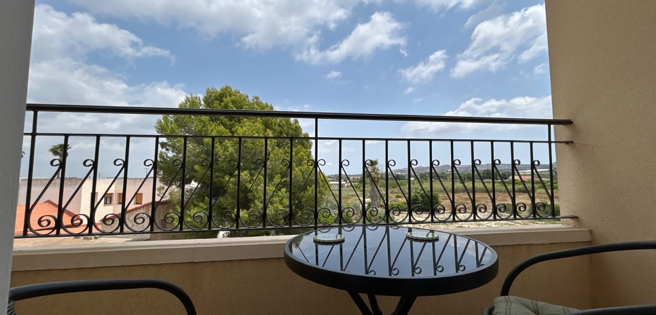 Sale - Apartment / flat -
Jacarilla