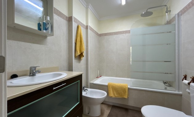 Sale - Apartment / flat -
Jacarilla