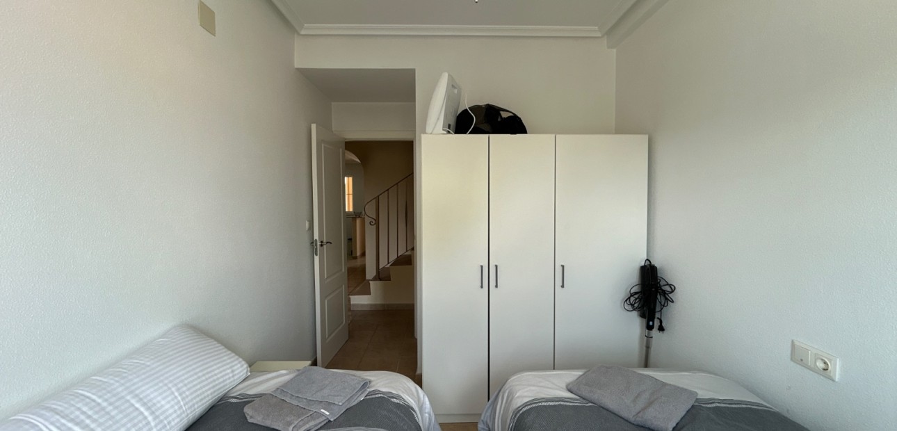Sale - Apartment / flat -
Jacarilla